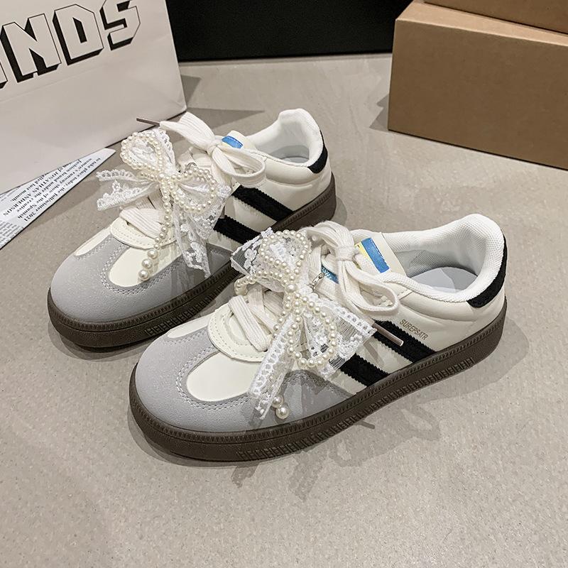 Retro vielseitige Farbabstimmung Damen 2025 neue Frühjahrsmode leichte lässige Sport-Board-Schuhe zum Schnüren