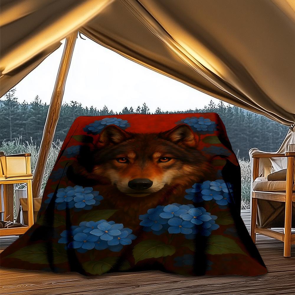 1pc Wolf Blue Flowers Throw Blanket Polyester Fiber, Lightweight Flannel, Soft & Warm, All Season Use for Outdoor, Camping Digital Print
