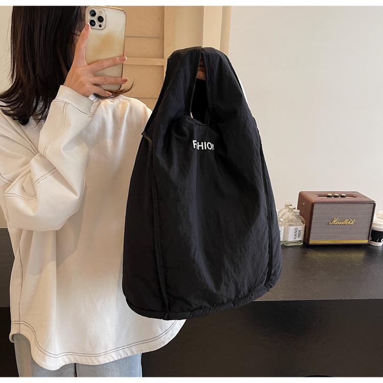 Fashion new trend, wide shoulder strap backpack is coming