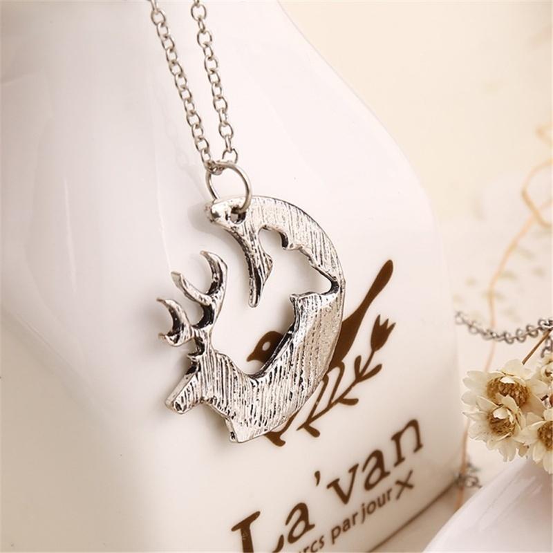 2 pcs/pair romantic fashion black camel Pendants Necklaces with elk deer necklace Exaggeration Lover Necklace Jewelry? (Color: Black)