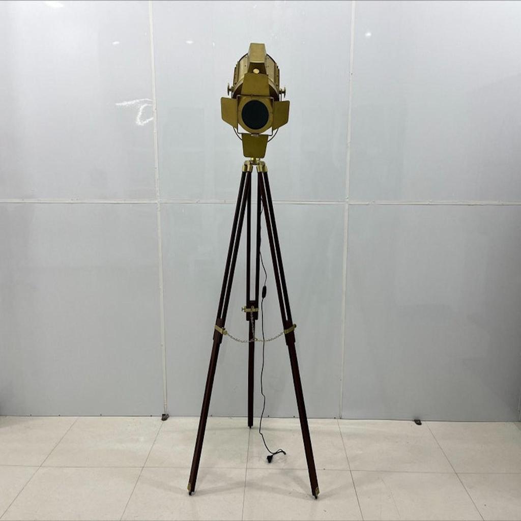 Spot-Scheinwerfer Klappe Antikmessing Stehleuchte Studio-Spot-Scheinwerfer Für Zuhause Büro Raum Dekorativ