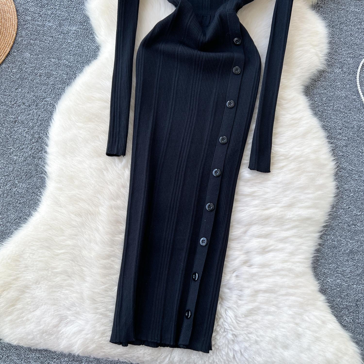 Трикотажные длинные платья для женщин с вырезом-лодочкой и открытыми плечами — фото 19