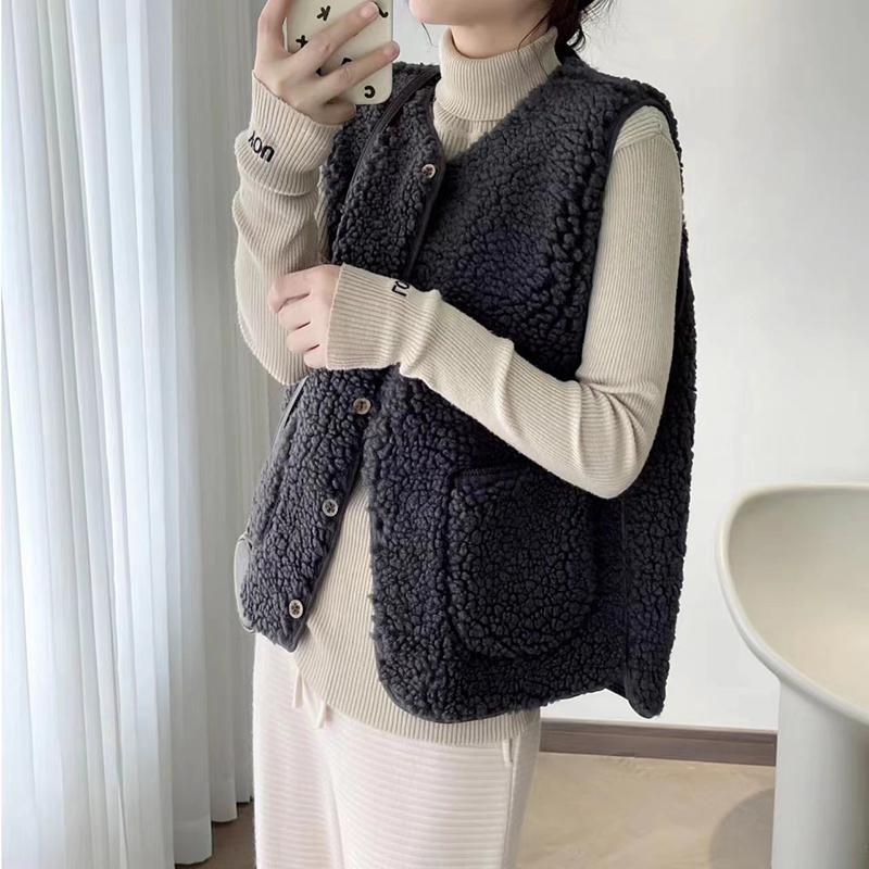 Autumn/winter New Korean Style Cropped Lamb Wool Vest Women's Shoulder Jacket Fur Integrated Horse Clip Velvet Pocket
