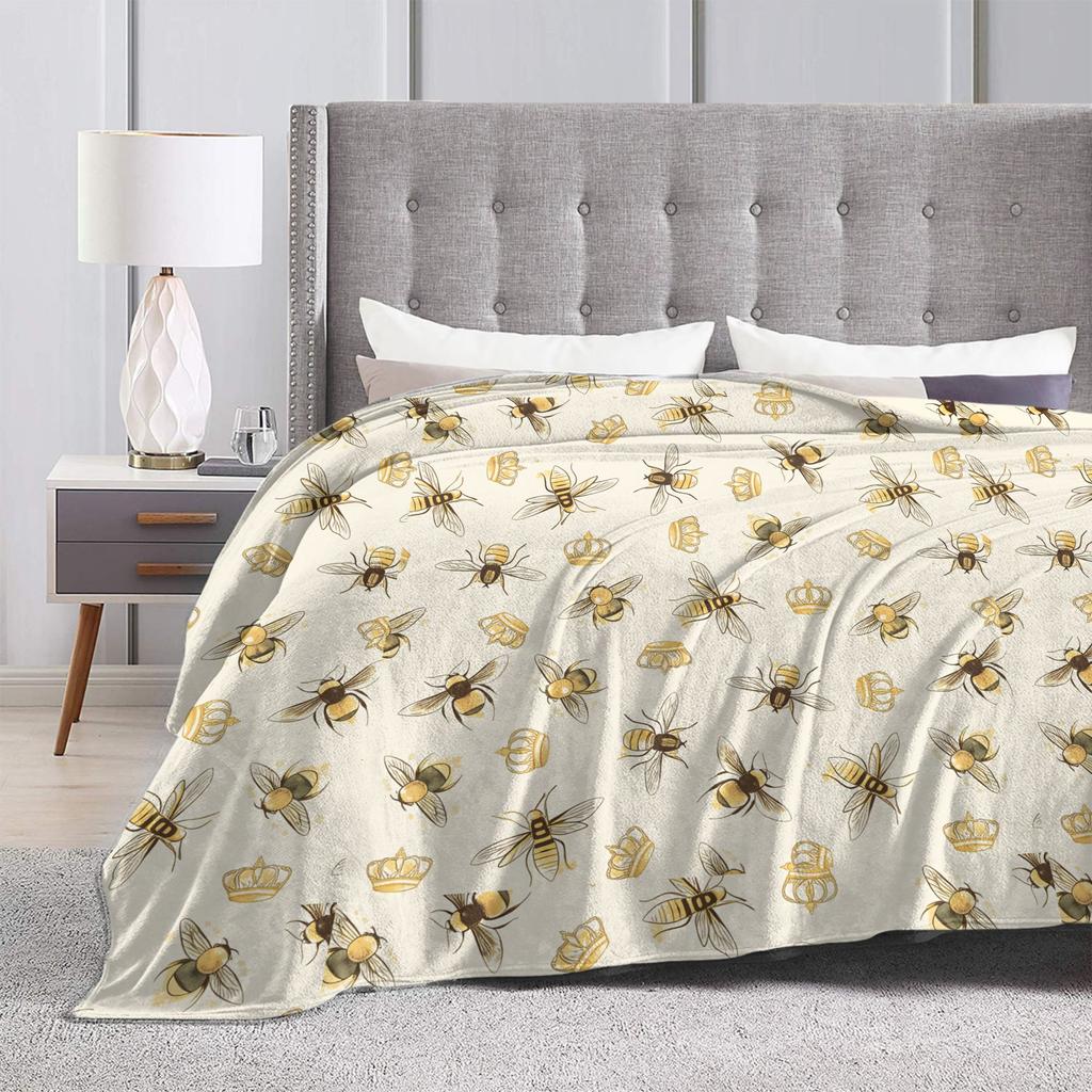 Bee In Honeycomb and Flowers Blanket Quality Warm Soft  Throw Blanket Winter Travel Office Couch Chair Graphic Bedspread
