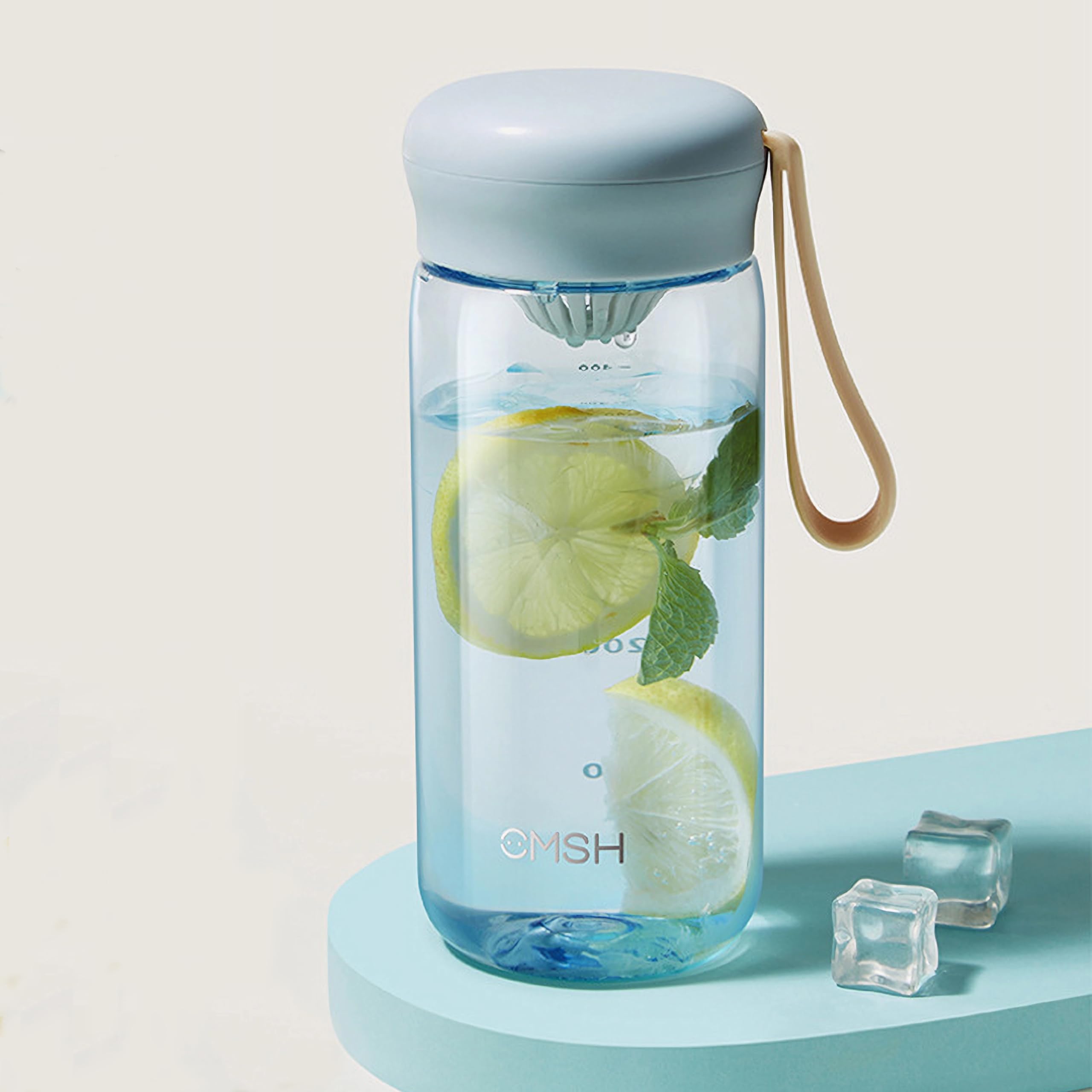 

IOLOYU Water Bottle, 540ml, Made from Tritan Plastic, the Same Quality Resin as Medical Equipment. Clear Plastic with Measuring Tape, Clear BPA-Free,