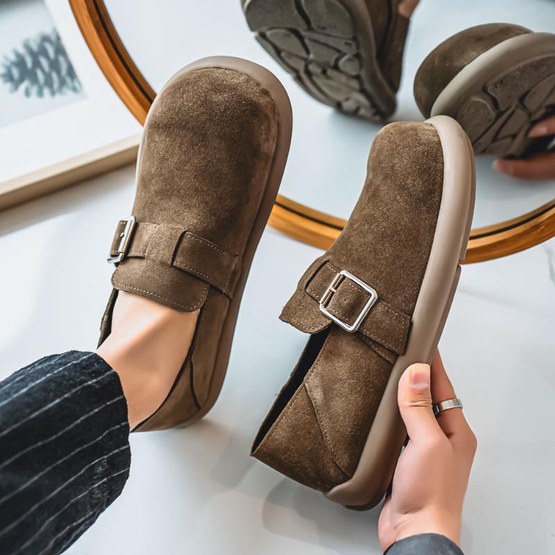 New Men's Shoes Lightweight Comfortable One Step Lazy Shoes Anti Slip Sports Bean Shoes Soft Bottom Wide Toe Men's Casual Shoes