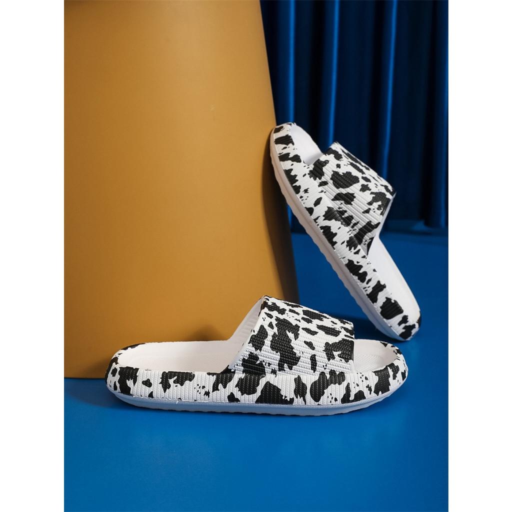 Ladies' Fashionable EVA Slippers with Leopard Print, Ladies' Thick Soled Cloud Slippers for Vacation, Beach, Dormitory, Plus Size Women's Shoes