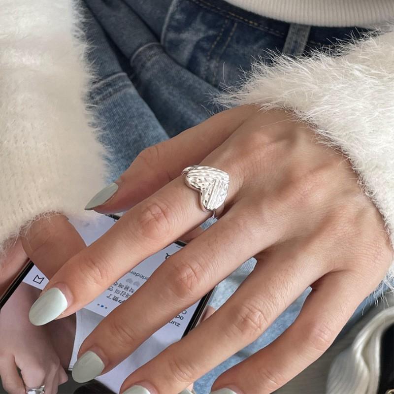 Trendy Chic And Geometric Bread Ring For Women With Elegant Design Highend