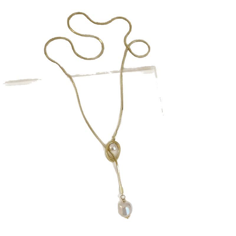 Hochwertige Geometrische Perlen- und Gold-Anhänger Halskette mit Silberperlen - Elegantes Leichtluxus-Accessoire für Damen