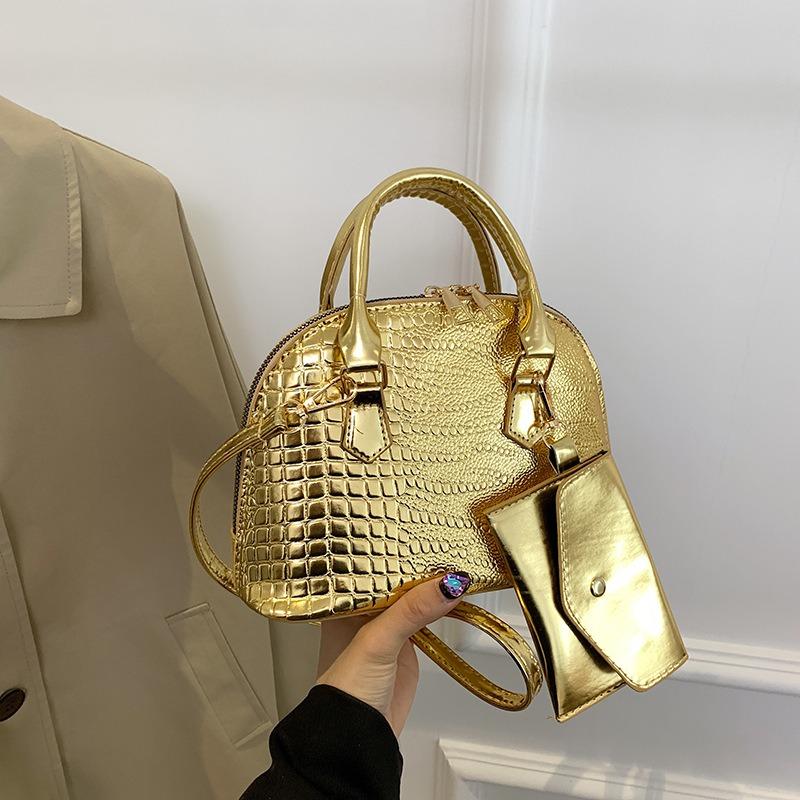 Today's popular fashion mother and child bags spring new versatile shoulder messenger bags shell bags women