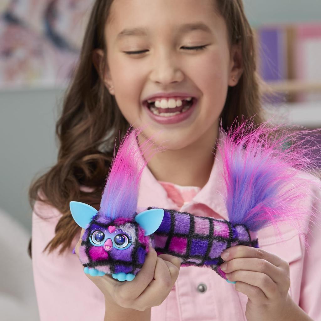 Hasbro Furby DJ Furblets Mini Przyjaciel Zasilana Pluszowa Zabawka z Rozszerzalnym Dźwiękiem Wiek Autentyczny Dis-Ko-Daz Furby Mówiący Tylko, Ciało, i Muzyka, 6+, Różowy,