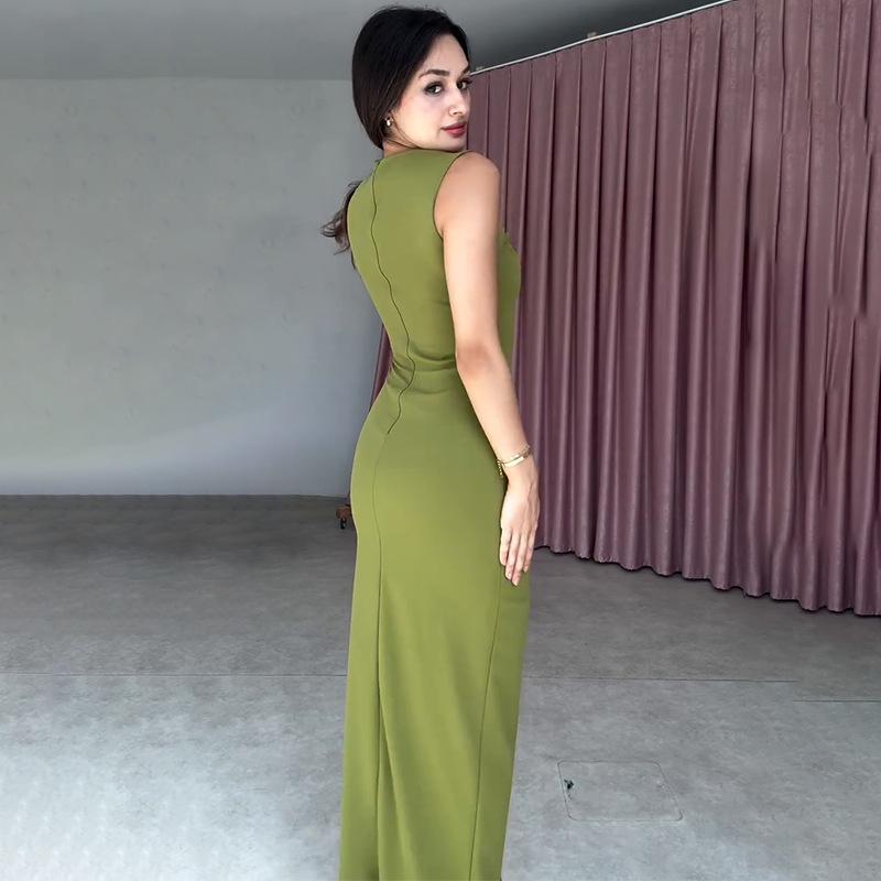 2025 Women's Sleeveless Square Neck Solid Color Bodycon Midi Dress