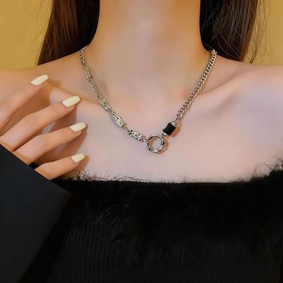 Irregular Hollow Circle Necklace for Men and Women, Simple Versatile Daily Wear, Cool Couple Collarbone Chain, Hip-hop Style Accessory