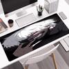 Tappetino per Mouse Tema Tokyo Ghoul, Base in Gomma Antiscivolo, Multifunzionale per Ufficio e Decorazione Domestica, Perfetto per Personalizzare lo Spazio di Lavoro.