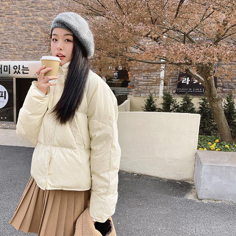 

Women s new stand-up collar windproof lightweight thickened fluffy warm cold loose short high quality fabric casual sports jacket M