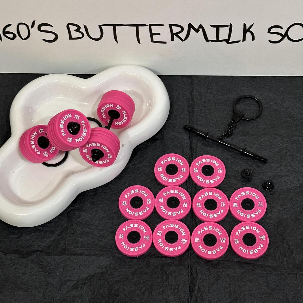 Miu Series Dumbbell Plate Keychain: Trendy Fitness Accessory & Sports Jewelry Gift