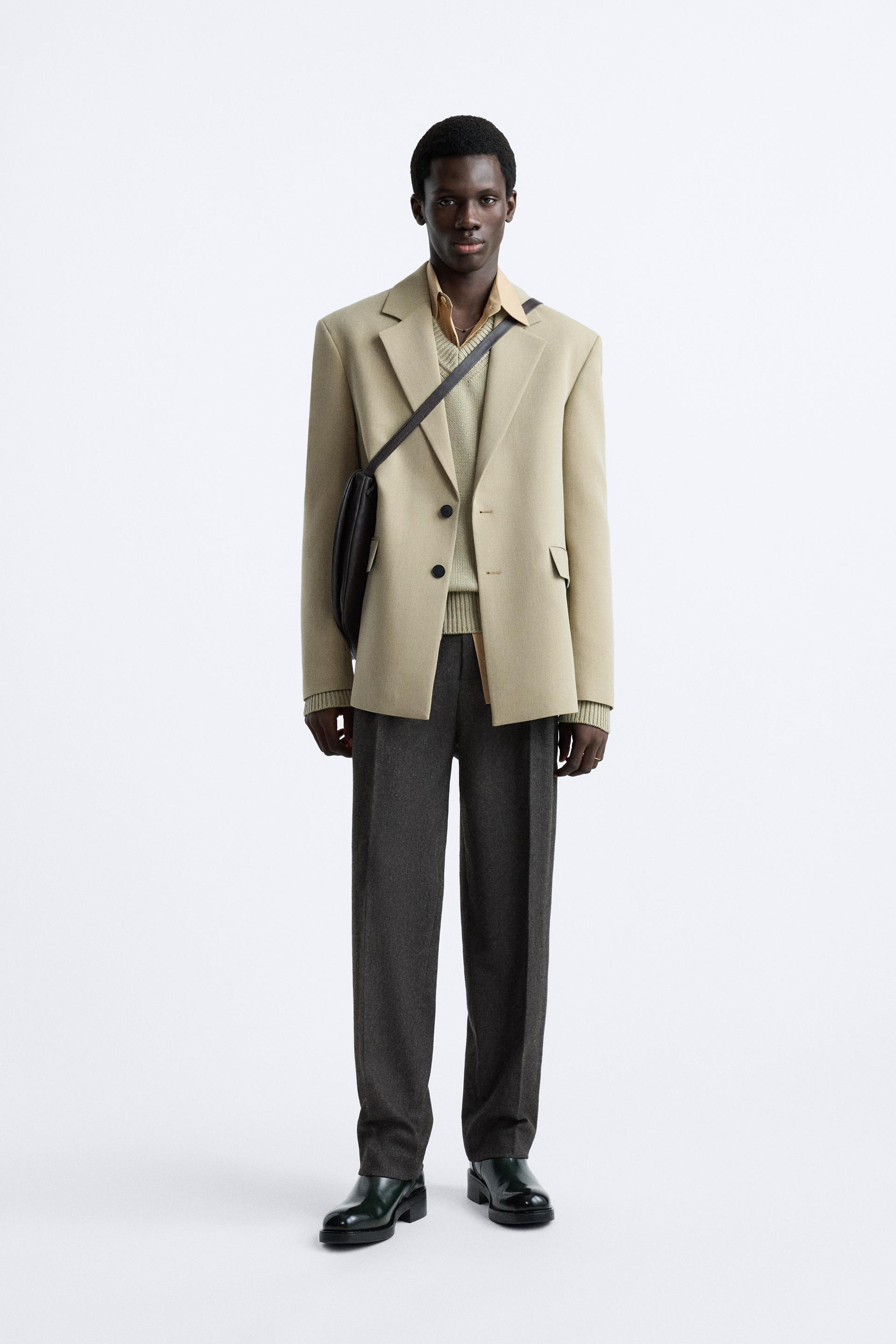 

КОСТЮМНЫЙ БЛЕЙЗЕР С ТЕКСТУРИРОВАННОЙ ДЕЯТЕЛЬНОСТЬЮ – ОГРАНИЧЕННЫЙ ВЫПУСК