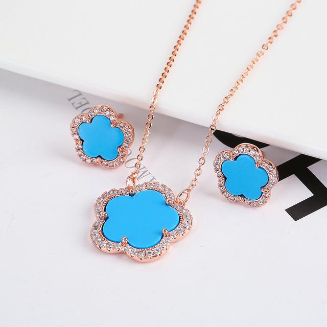 Top Quality Women Girls Five Leaf Flower Set Necklace Earrings Fashion Luxury Natural Stone Shell Set High Quality Zircon Gifts