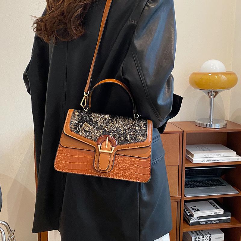 Women Satchels Vintage Serpentine Pattern Square Handbags Portable Flap Shoulder Bags Casual Commute Crossbody Bag for Ladies