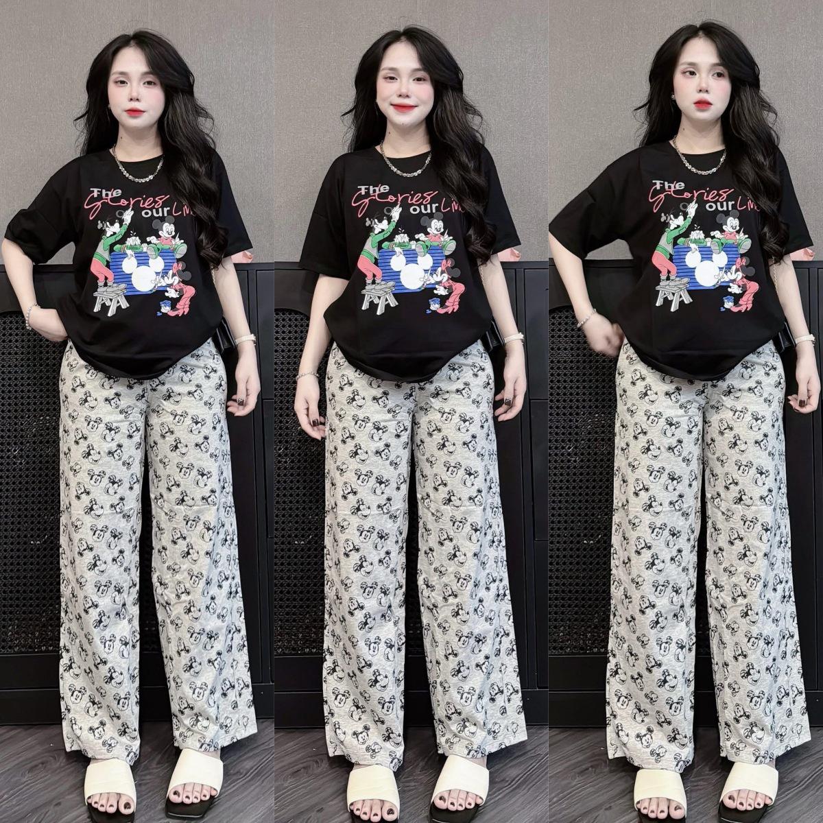 

Women s Mickey Cartoon Summer Two-Piece Set: Short-Sleeve Top & Wide-Leg Pants, Loose Fit, Slimming Design. One Size Without Pockets