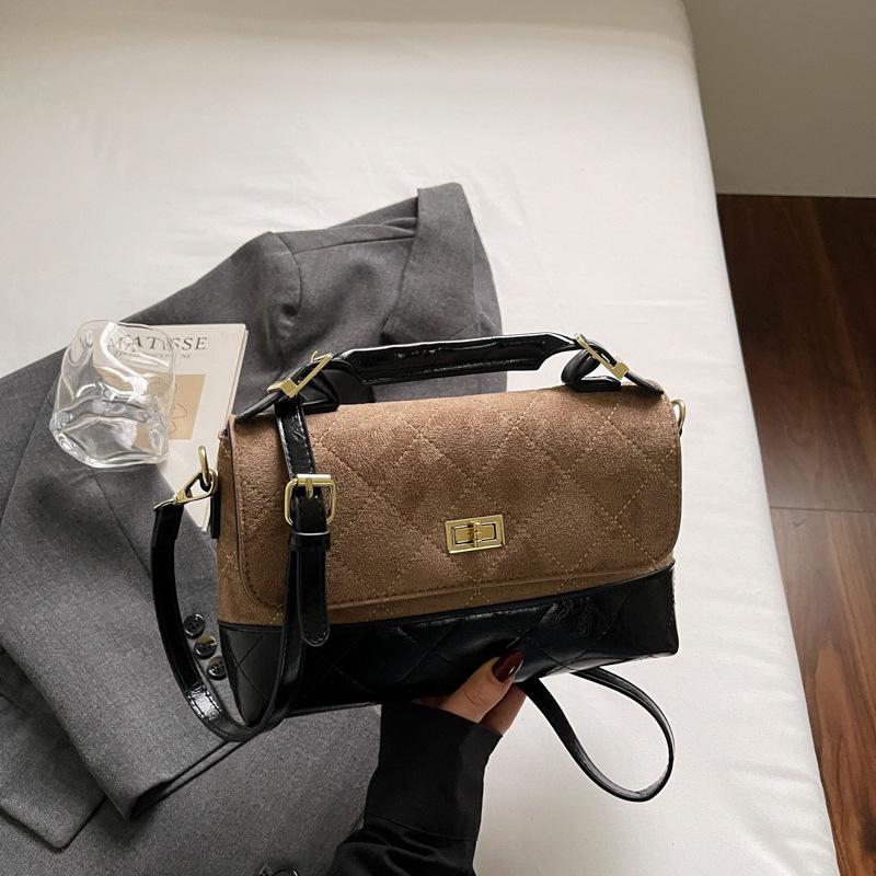 Retro Suede Handbag Small Bag Women's New Small Square Bag Simple Messenger Diamond Chain Bag Tide