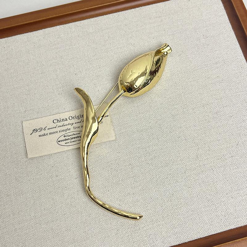 Fashionable Retro Tulip Brooch For Women Girls Exquisite Light Luxury Suit Pins Versatile Corsage Clothing Accessories Gifts