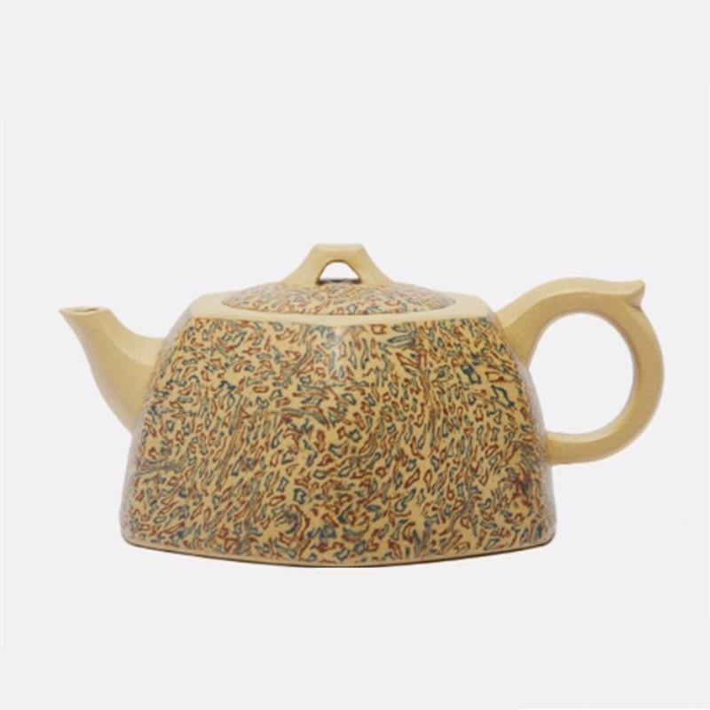 

1PCS 250ML Yixing Handmade Raw Mineral Grinding Mud Irregular Pattern Purple Clay Follicle Teapot zisha Tea Set