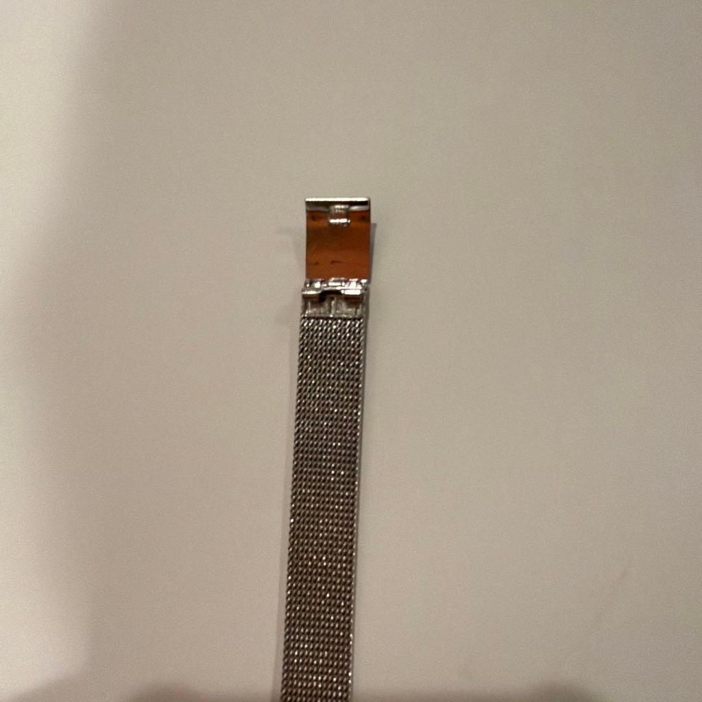 Used KOMONO THE MONEYPENNY mesh belt watch