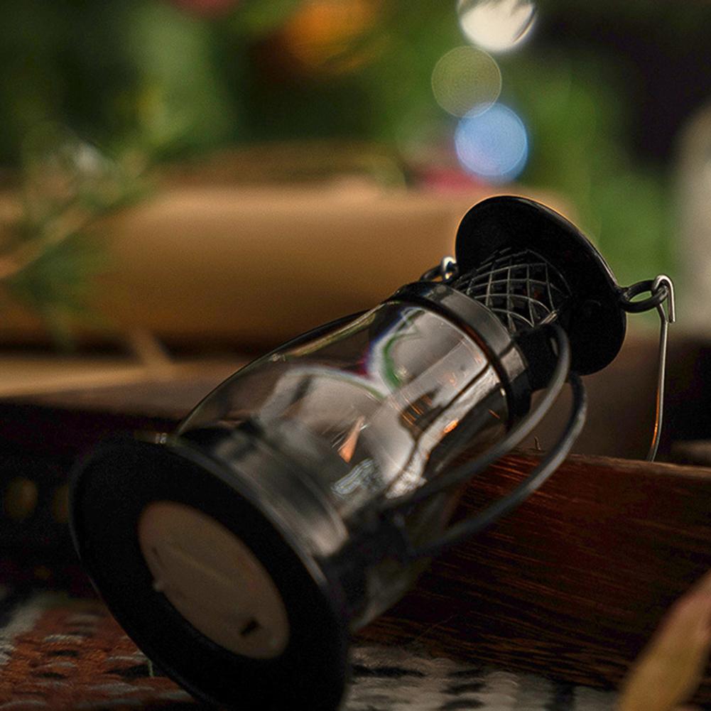 Retro Kerosene Lamp Portable Old-Fashioned Kerosene Lamp Built-In Battery Rustic Camping Lanterns Courtyard Garden Decor