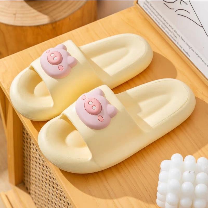 Slippers Female Super Soft Pig Head Pattern Sandals Summer Home Anti-slip Thick Bottom Bathroom Couple Bottom Slippers