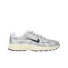 P-6000 Metallic Flat Silver Unisex Sneaker Weiß Metallic-Silber Schwarz CD6404-105