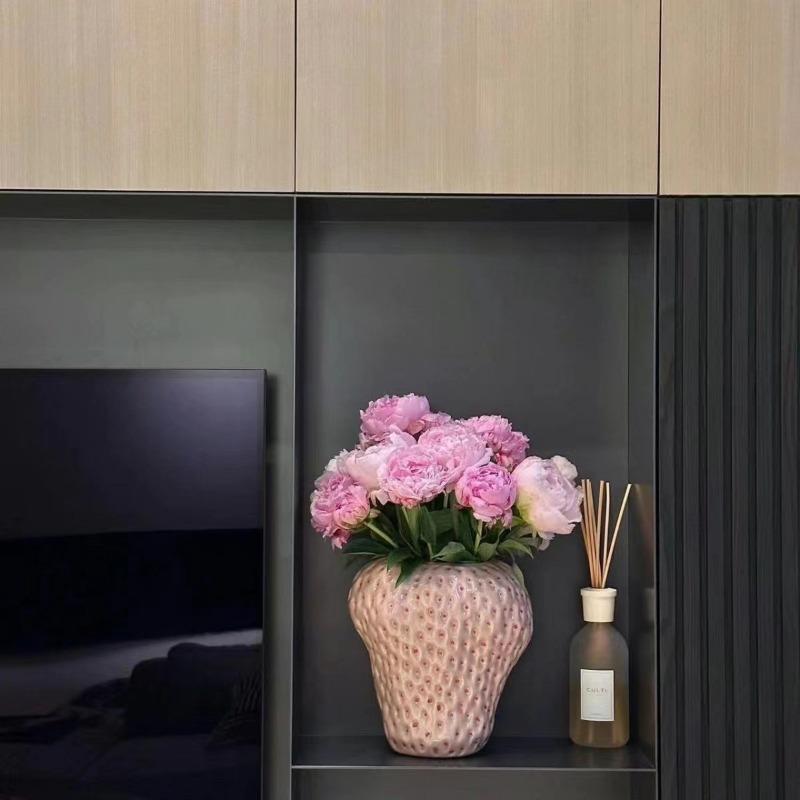 Red Strawberry Ceramic Vase Flower Pots Decorative Flowers Arrangement Desk Decoration Strawberry Floral Vase Modern Home Decor