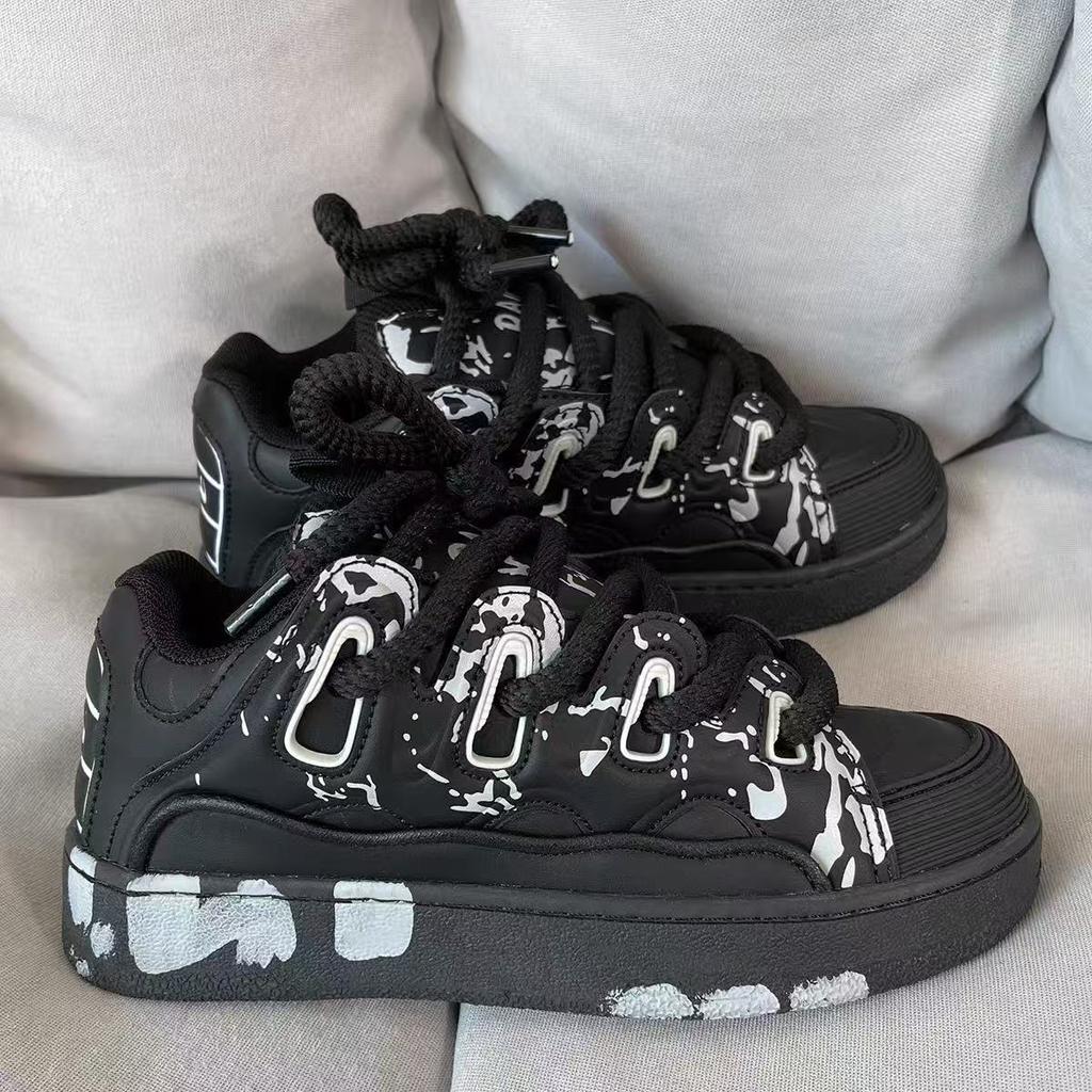 Ins invierno graffiti toma callejera plana antideslizante zapatillas de tabla nicho ligero estudiante casual zapatillas deportivas zapatillas individuales