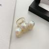 Resin Handcrafted Plastic Pearl Hair Claw With Charming Fresh And Sweet Design