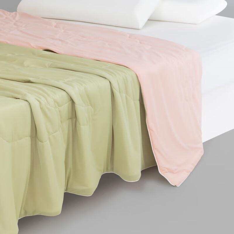 Shenfuny Summer Cooling Quilt