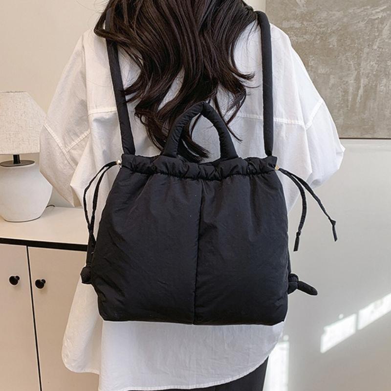 Einfache Nyl-Tragetasche Leichte Tragetasche Daunen gefüllt Stilvolle Umhängetasche Pendler Schulrucksack Reise Damen Crossbody-Tasche