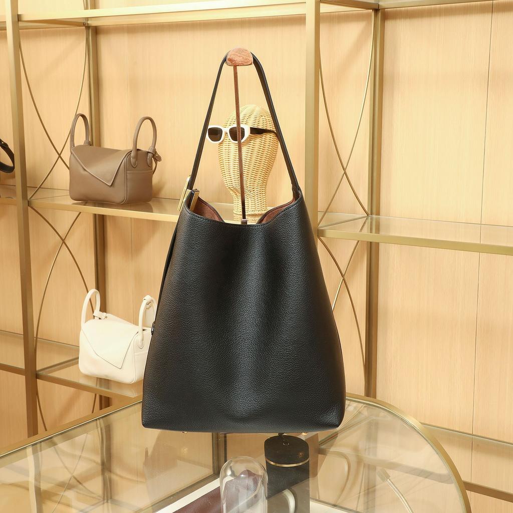 2025 New Casual Soft Leather Handbag for Women, Niche Single-Shoulder Underarm Bag, High-End Large-Capacity Crossbody Bucket Bag