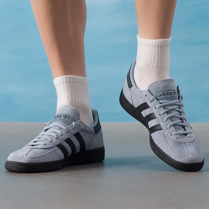 Adidas Unisex JR3668 Lifestyle Low-Top Sneakers