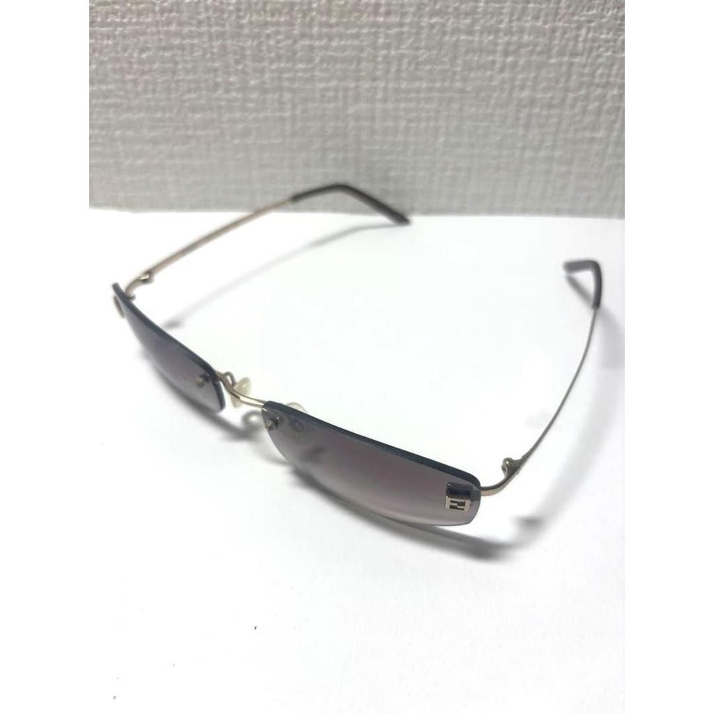 Used Now 31 FENDI Fendi sunglasses with case Good condition