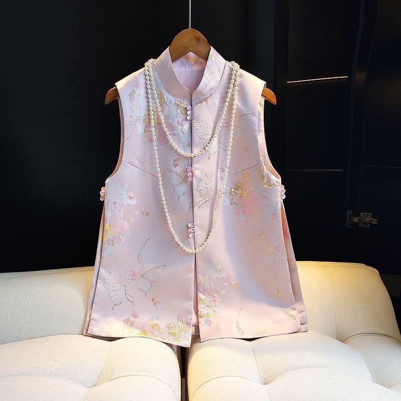 

В 2025 году тренд на ношение женщинами жилетов, жилетов с бисером, топов и жилетов за границей 3XL (recommended 135-75 kg)