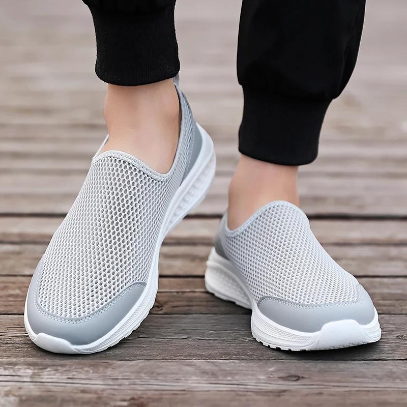 Mode Herren Casual Slipper Atmungsaktives Mesh Leichtgewicht Abriebfest Vaterschuhe Bequeme Polyurethan-Innensohle Runde Zehenpartie Hombre