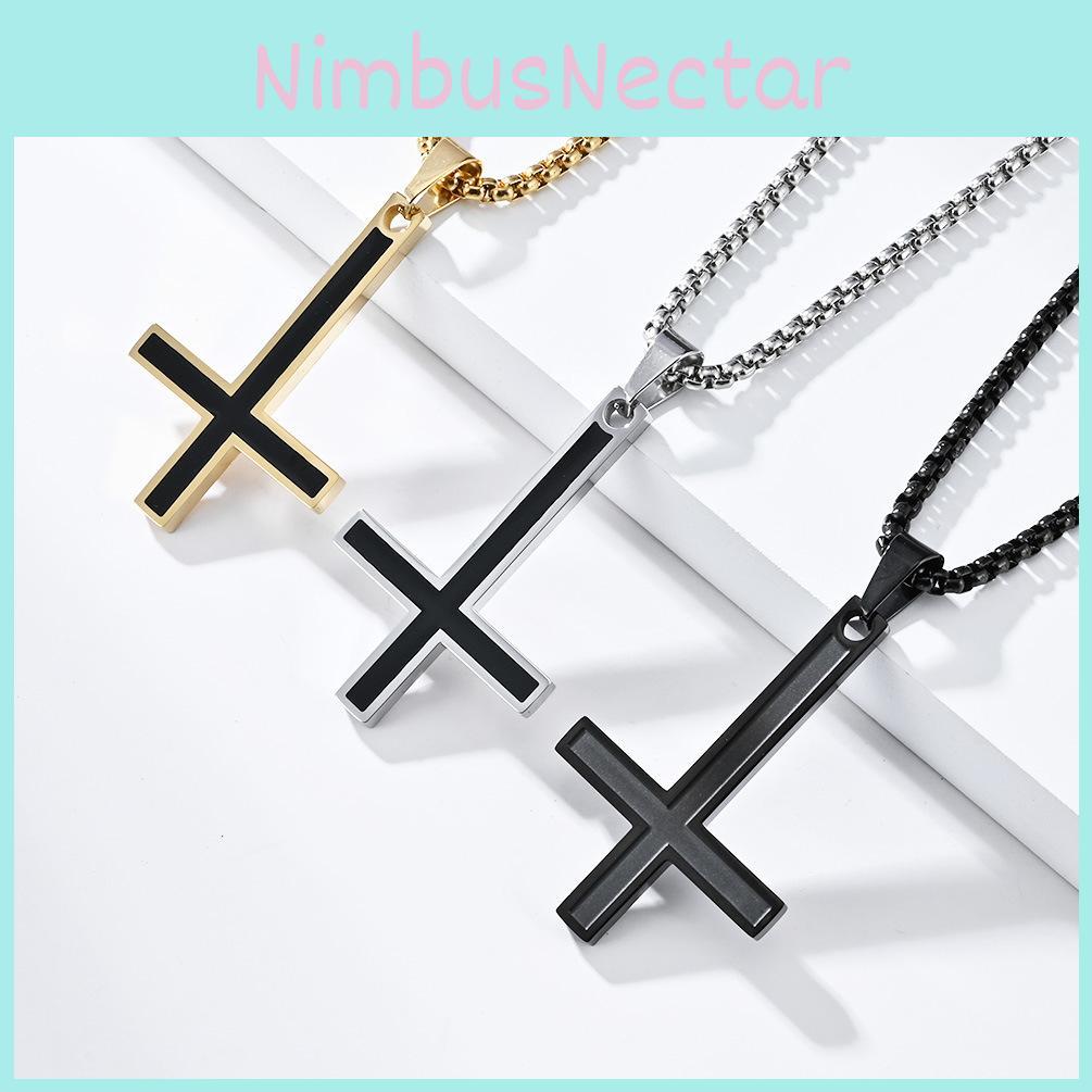 Collier Minimaliste en Acier Titane avec Design Géométrique Finition Polie