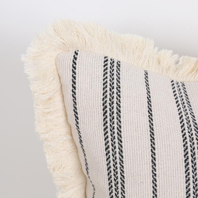 1Pc Striped Jacquard Throw Pillow Case, Retro Geometric Cushion Case with Tassels, Room Decor Party Decor, No Pillow Insert