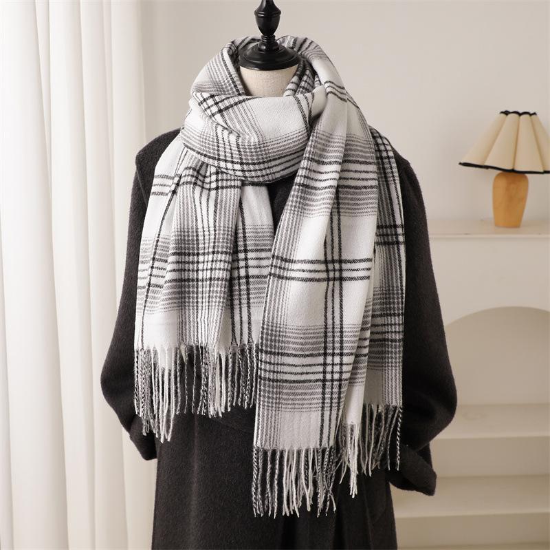 Women'S Vintage Plaid Scarf - Geometric Pattern, Warm & Stylish Winter Accessory, Versatile for Casual or Formal Outfits Perfect for Fall and Winter