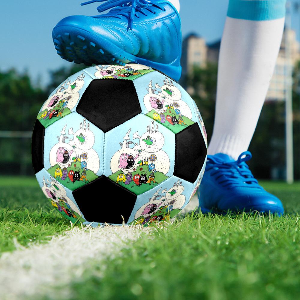 Barbapapa Theme Size 5 Soccer Ball, Suitable for Both Indoor and Outdoor Matches, a Gift Suitable for Everyone.