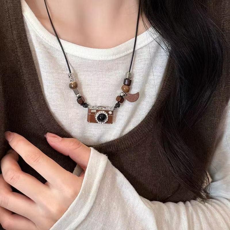 18k vergoldete Tigerauge Perlenanhänger Halskette - Retro Schlüsselbeinkette für Herbst/Winter.