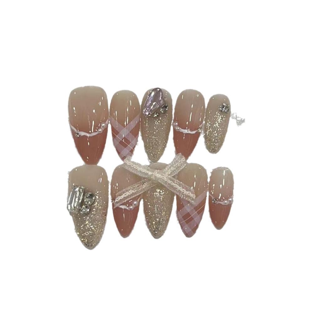 Mildt temperament Ren håndbåret neglelapp Nudefarge Fransk sløyfe Blinkende diamant Falsk neglelapp Neglelapp