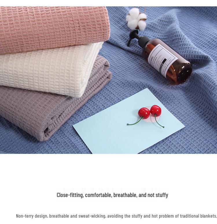 G5Z Pure Cotton Waffle Weave Blanket – Comfortable & Breathable Honeycomb Design for Sofa or Office Use.
