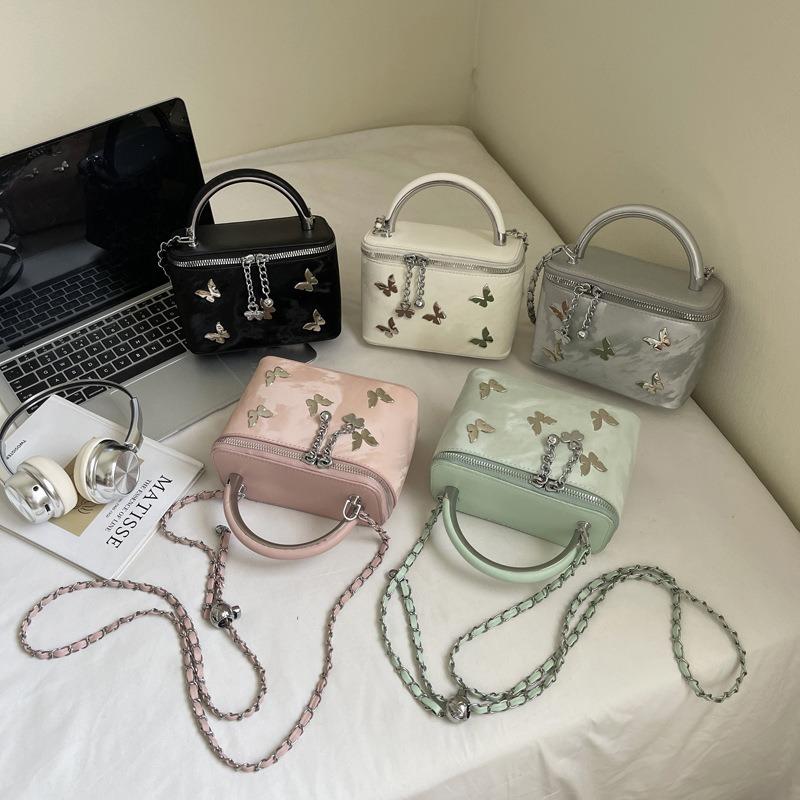 Fashion versatile chain small square bag women's new popular butterfly portable bucket bag shoulder messenger bag