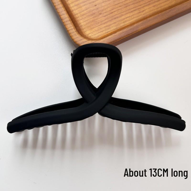 Large French Retro Claw Hair Clip for Elegant Women's Hairstyles.